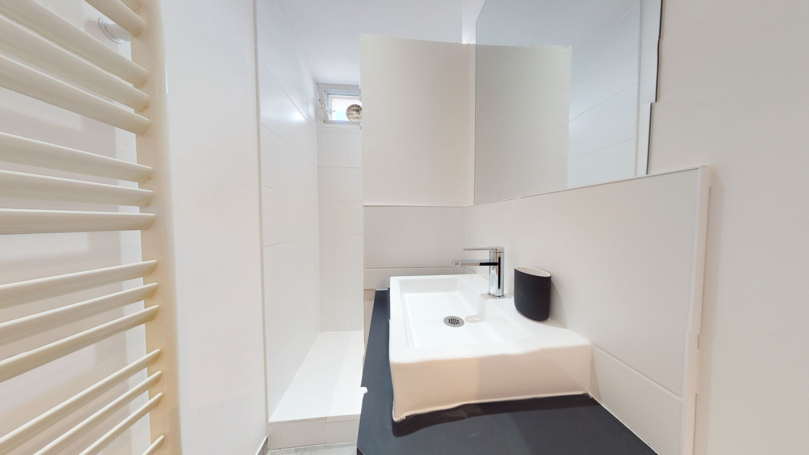 
                                                Colocation
                                                 Chambre en colocation appartement meublé