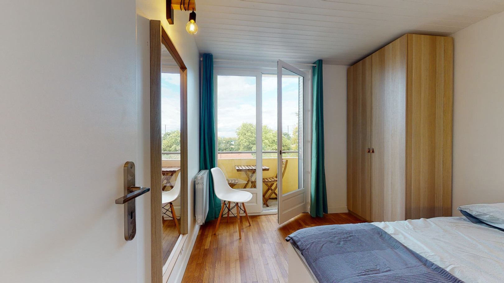 
                                                Colocation
                                                 Chambre en colocation appartement meublé