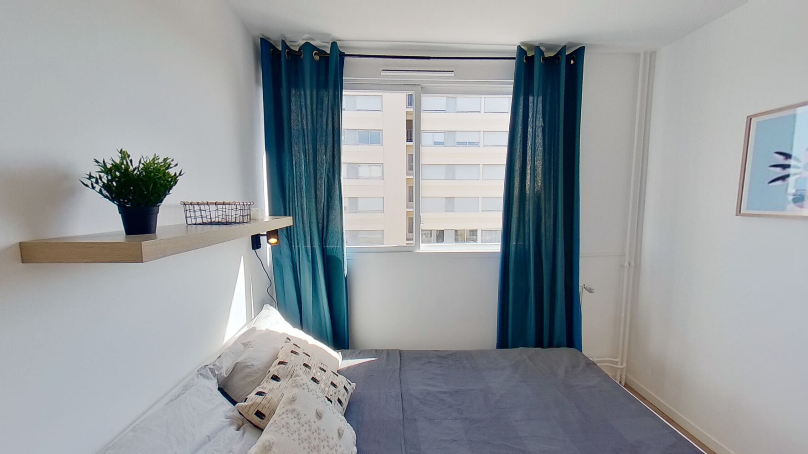 
                                                Colocation
                                                 Chambre en colocation appartement meublé