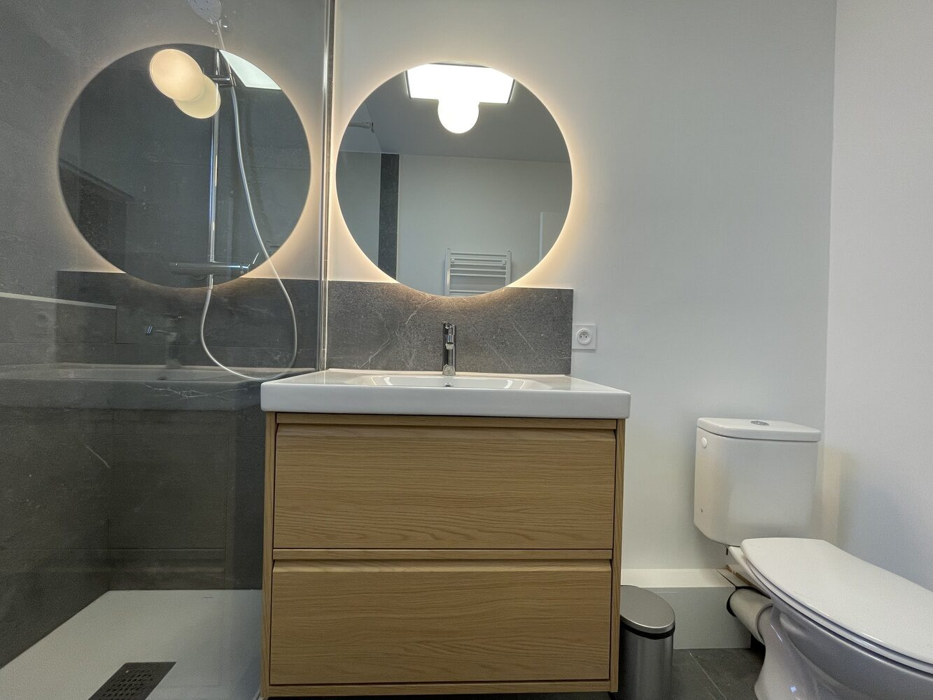 
                                                Colocation
                                                 Chambre en colocation appartement meublé