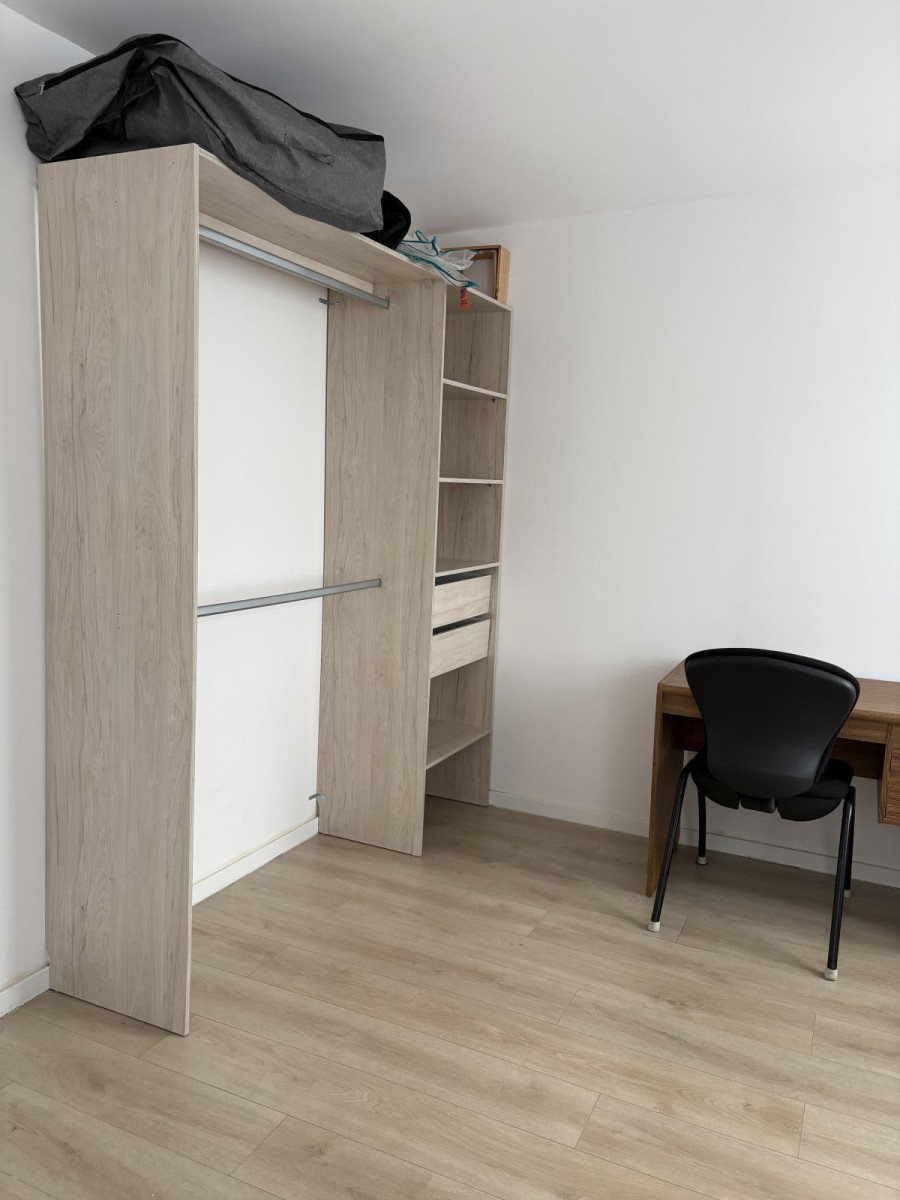 
                                                Colocation
                                                 Chambre en colocation avec salle de bain privée