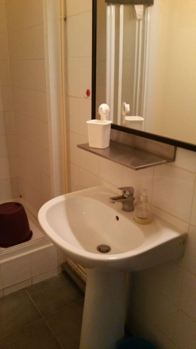 
                                                Colocation
                                                 Chambre en colocation dans logement étudiant