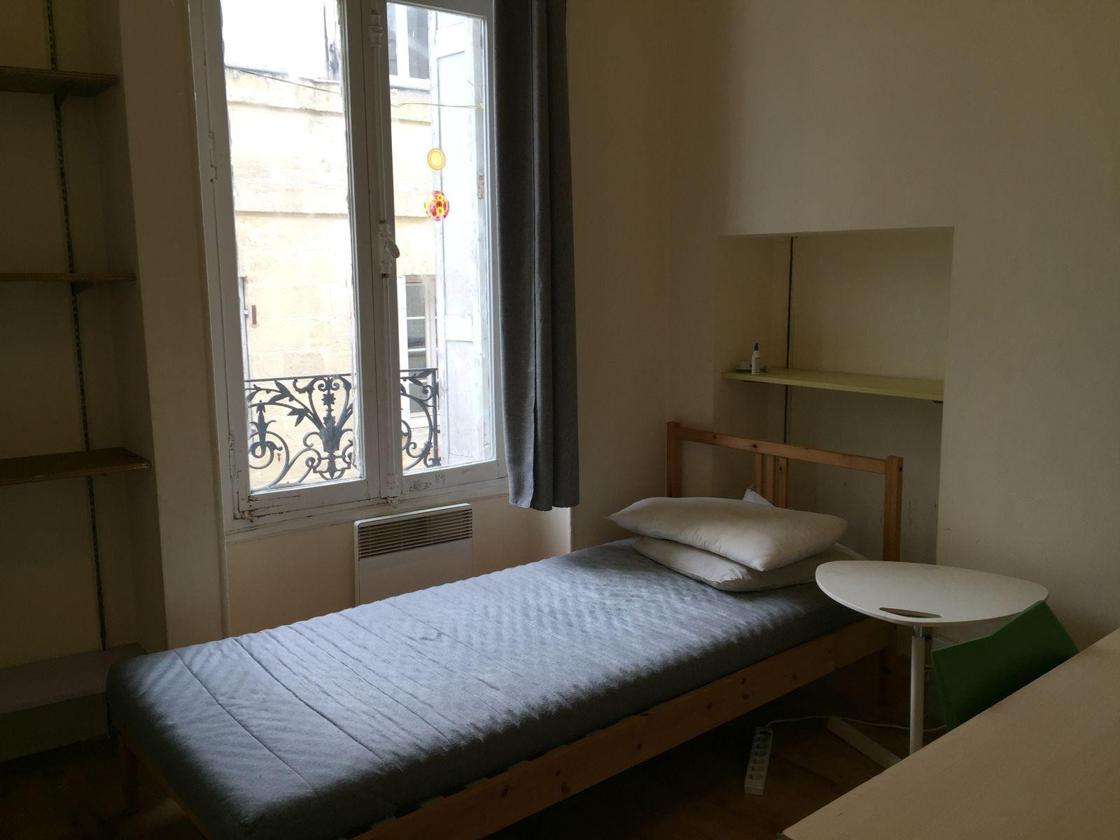 
                                                Colocation
                                                 Chambre en colocation dans logement étudiant