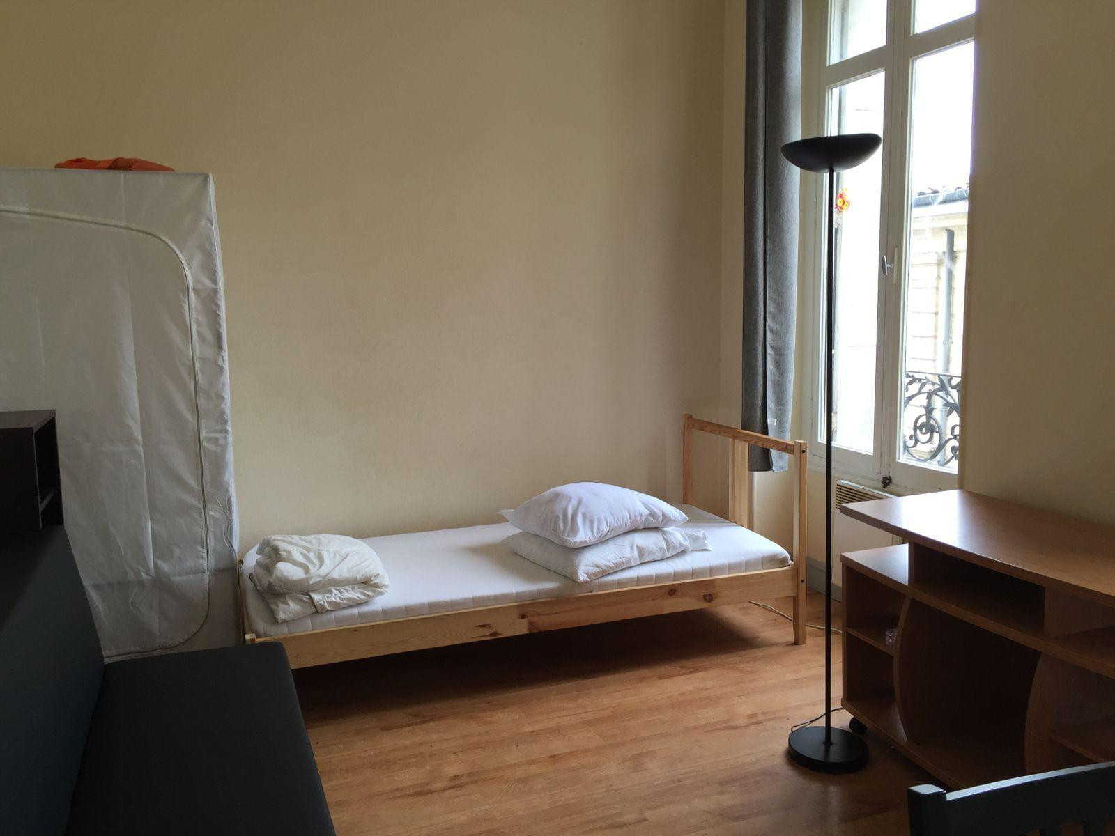
                                                Colocation
                                                 Chambre en colocation dans logement étudiant