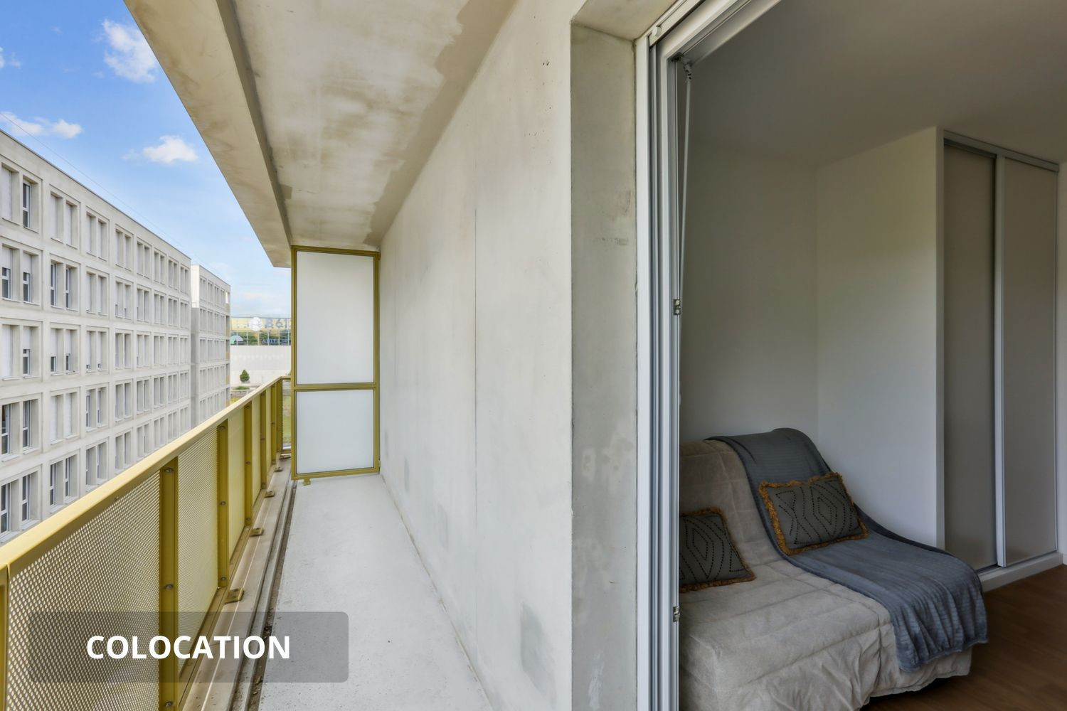
                                                Colocation
                                                 Chambre en colocation - Douche privative