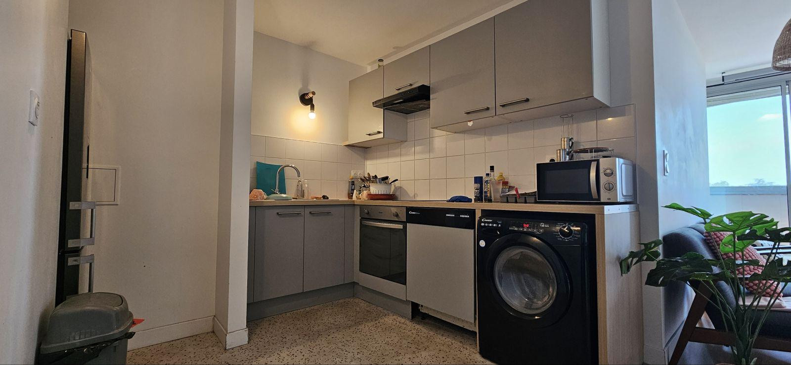 
                                                Colocation
                                                 Chambre en colocation - Laurent Bonnevay