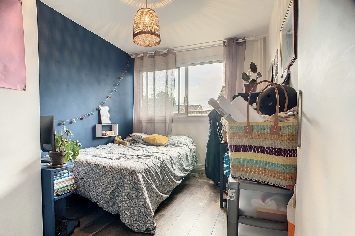 
                                                Colocation
                                                 Chambre en colocation meublé