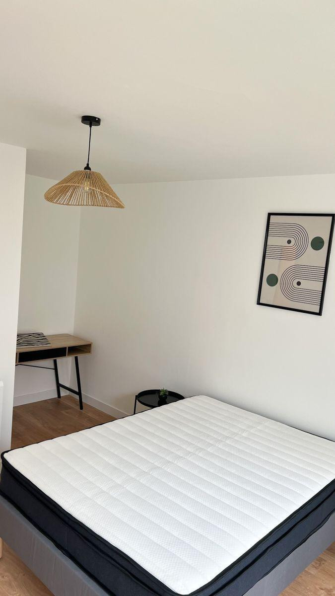 
                                                Colocation
                                                 Chambre en colocation meublée 15m² à Rennes
