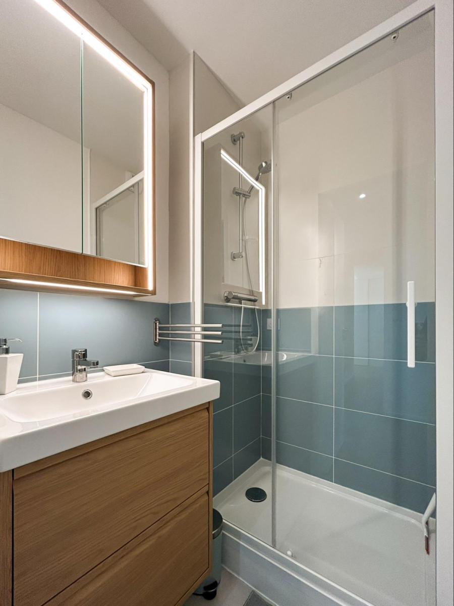 
                                                Colocation
                                                 Chambre en colocation meublée – 2 SdB– Bron/Lyon 8