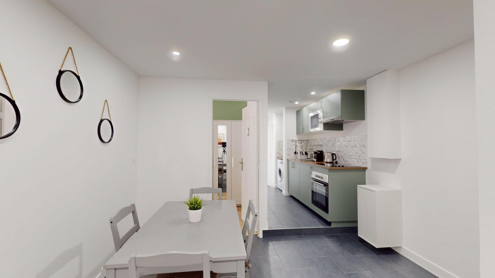 
                                                Colocation
                                                 Chambre en colocation meublée