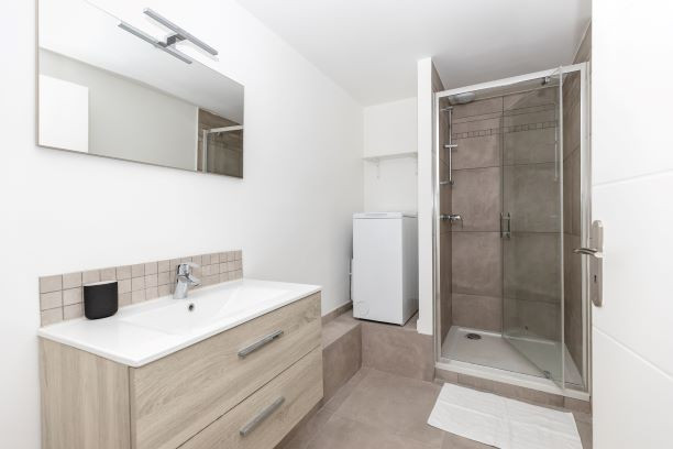 
                                                Colocation
                                                 CHAMBRE EN COLOCATION - Quartier Préfecture