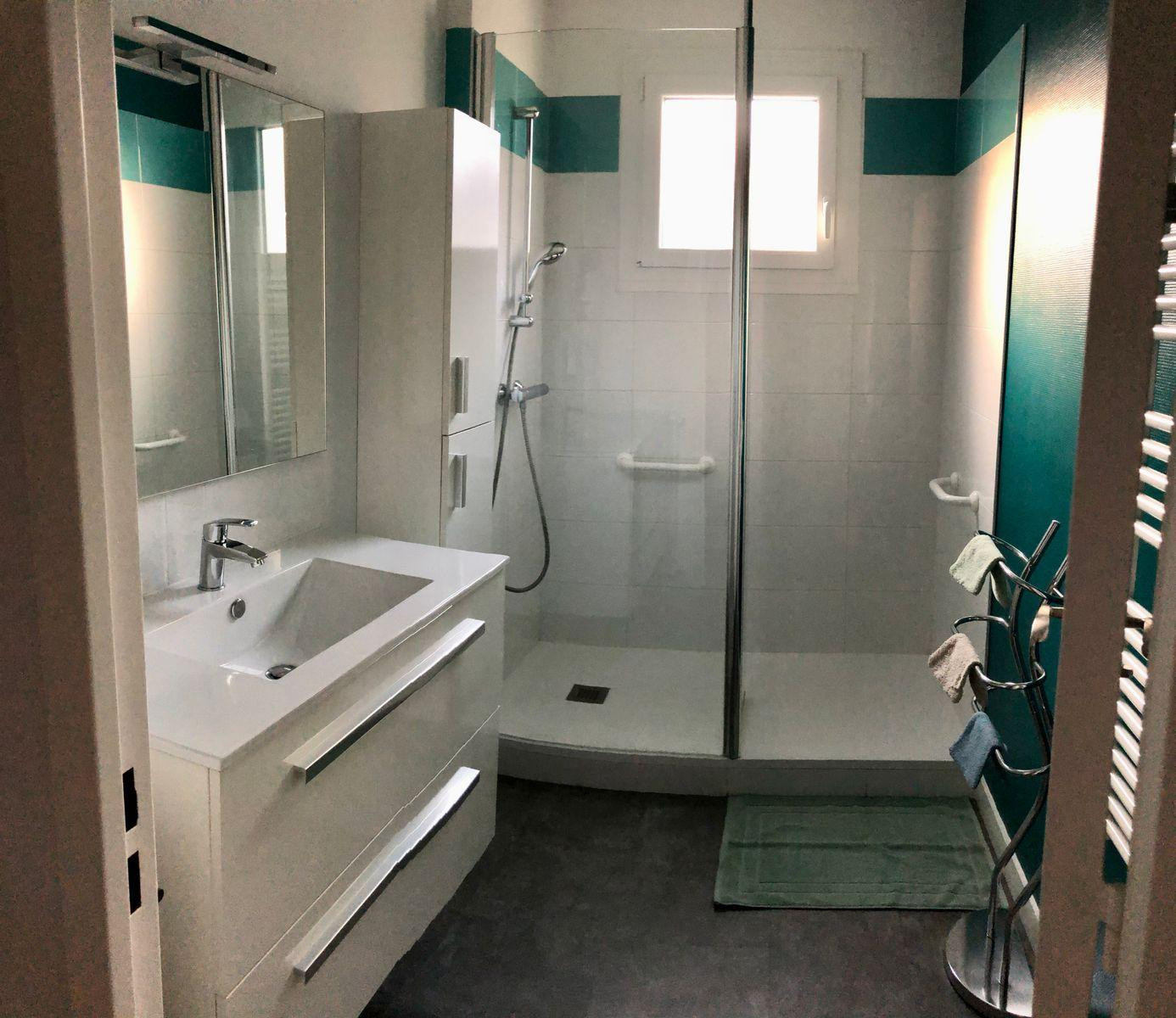 
                                                Colocation
                                                 Chambre en colocation qui n'attend que vous !