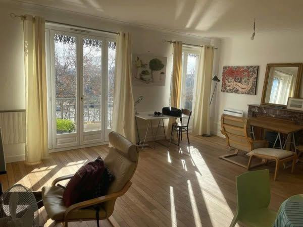 
                                                Location
                                                 Chambre en sous location disponible début juillet