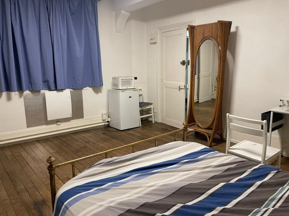 
                                                Colocation
                                                 CHAMBRE ETUDIANT(E) CENTRE HISTORIQUE ORLEANS
