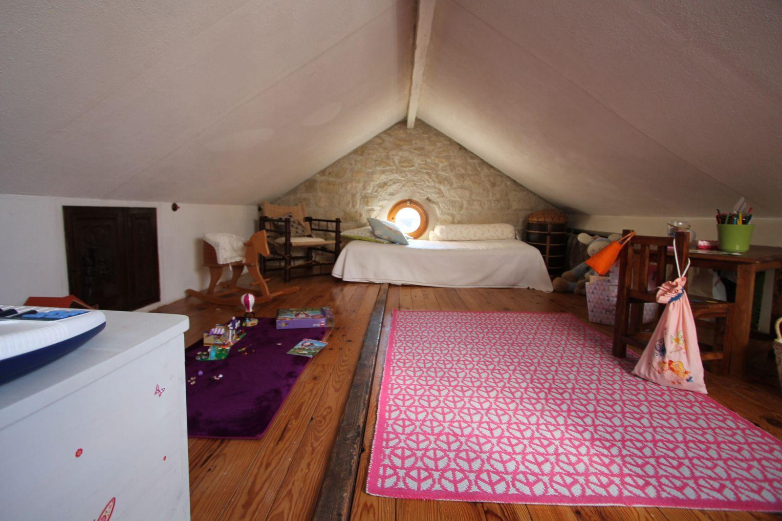 
                                                Colocation
                                                 Chambre étudiante au calme proche Cergy Nanterre