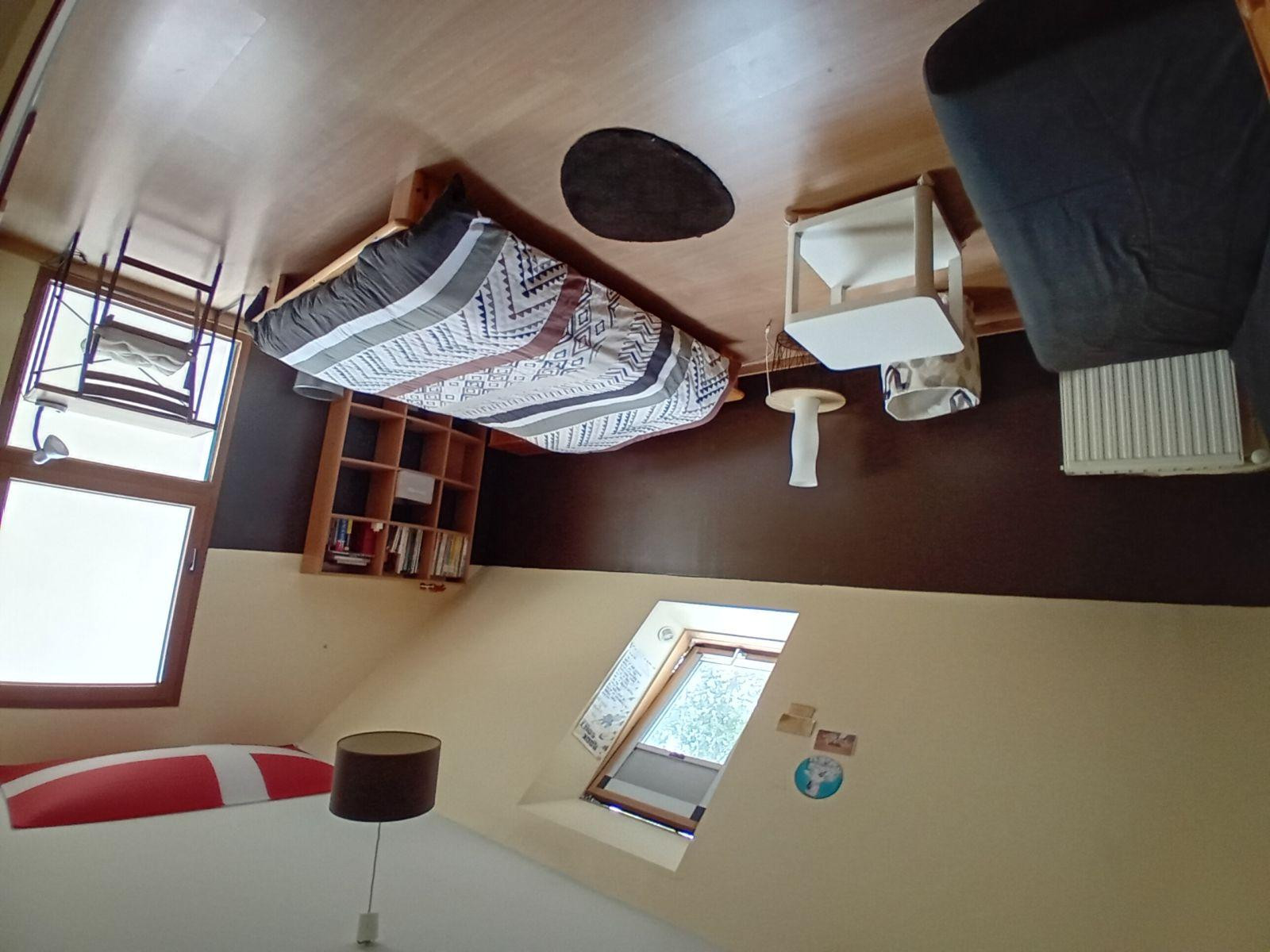 
                                                Colocation
                                                 Chambre  étudiante chez habitant lumineuse