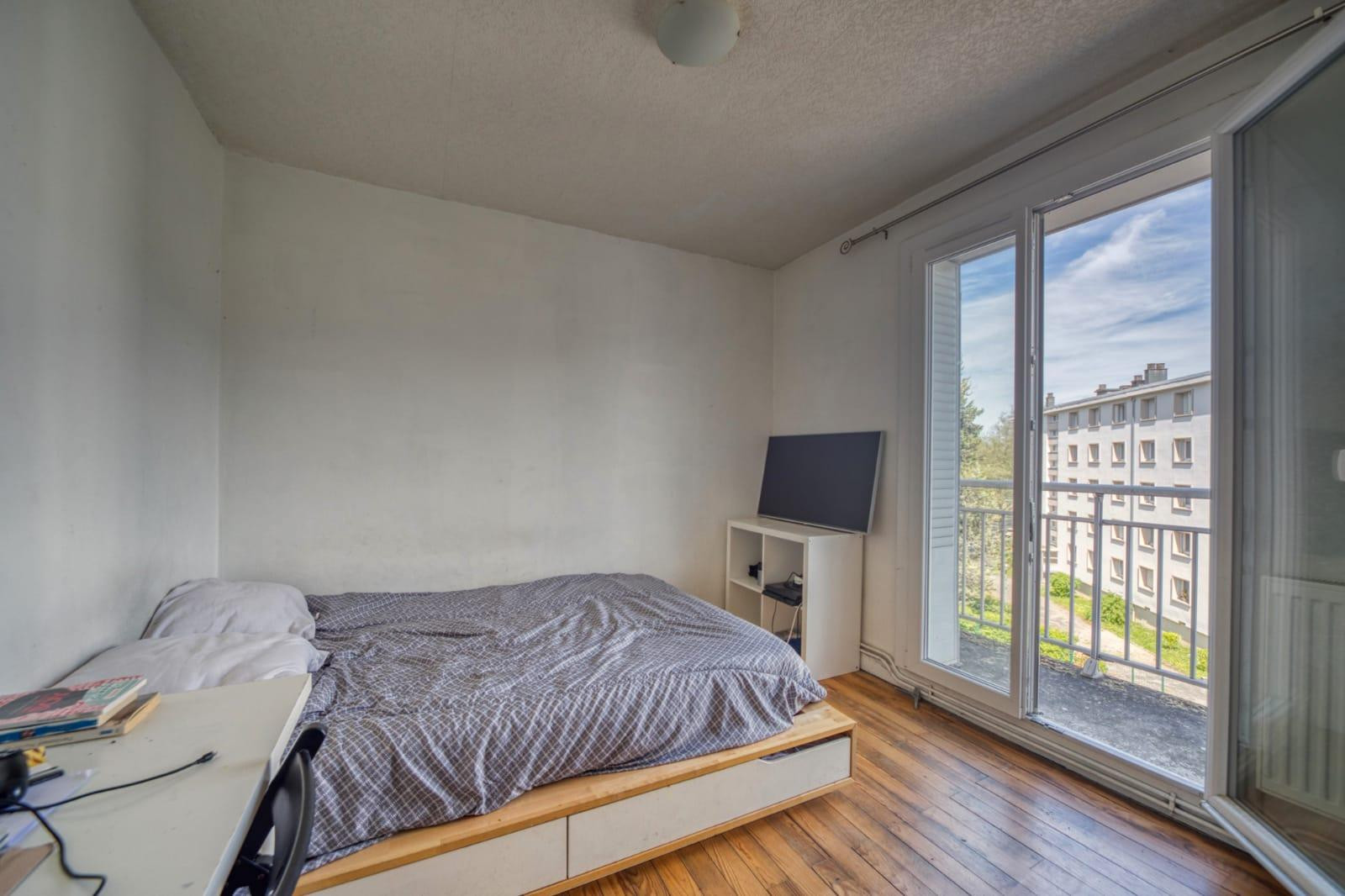 
                                                Colocation
                                                 Chambre étudiante dans colocation agréable