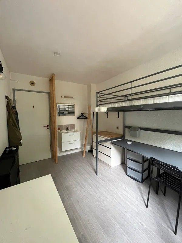 
                                                Location
                                                 Chambre étudiante dans résidence étudiante