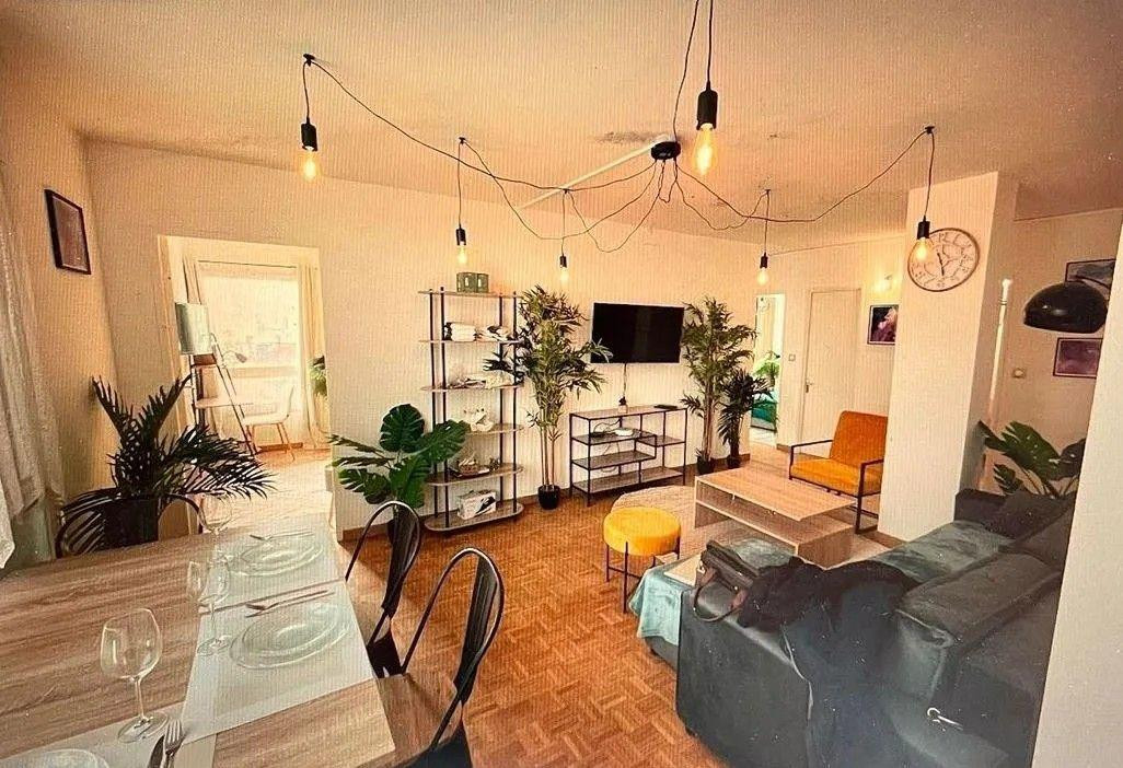 
                                                Colocation
                                                 Chambre haute gamme dans coloc 68m²