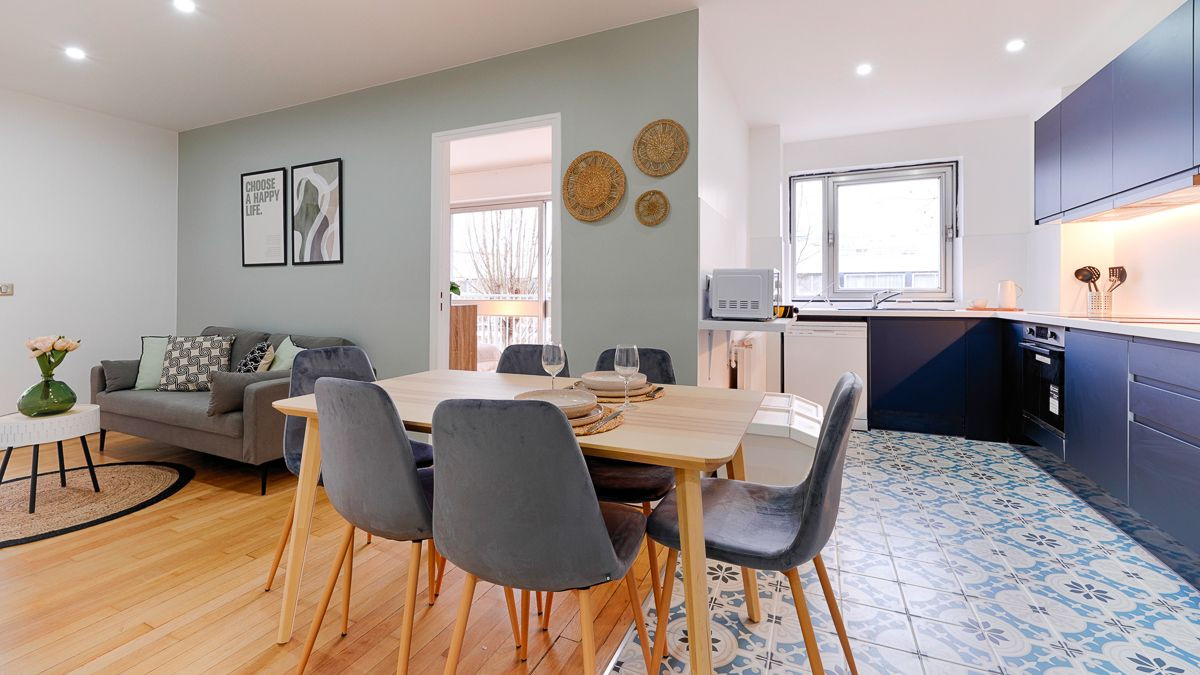 
                                                Location
                                                 Chambre individuelle dans un nouveau coliving. (loyer tout inclus)