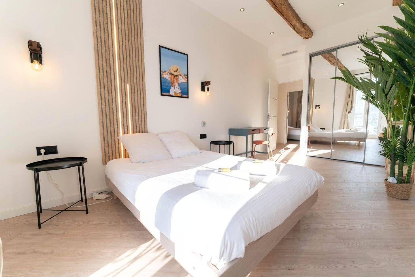 
                                                Colocation
                                                 Chambre lumineuse 15m² dans belle coloc