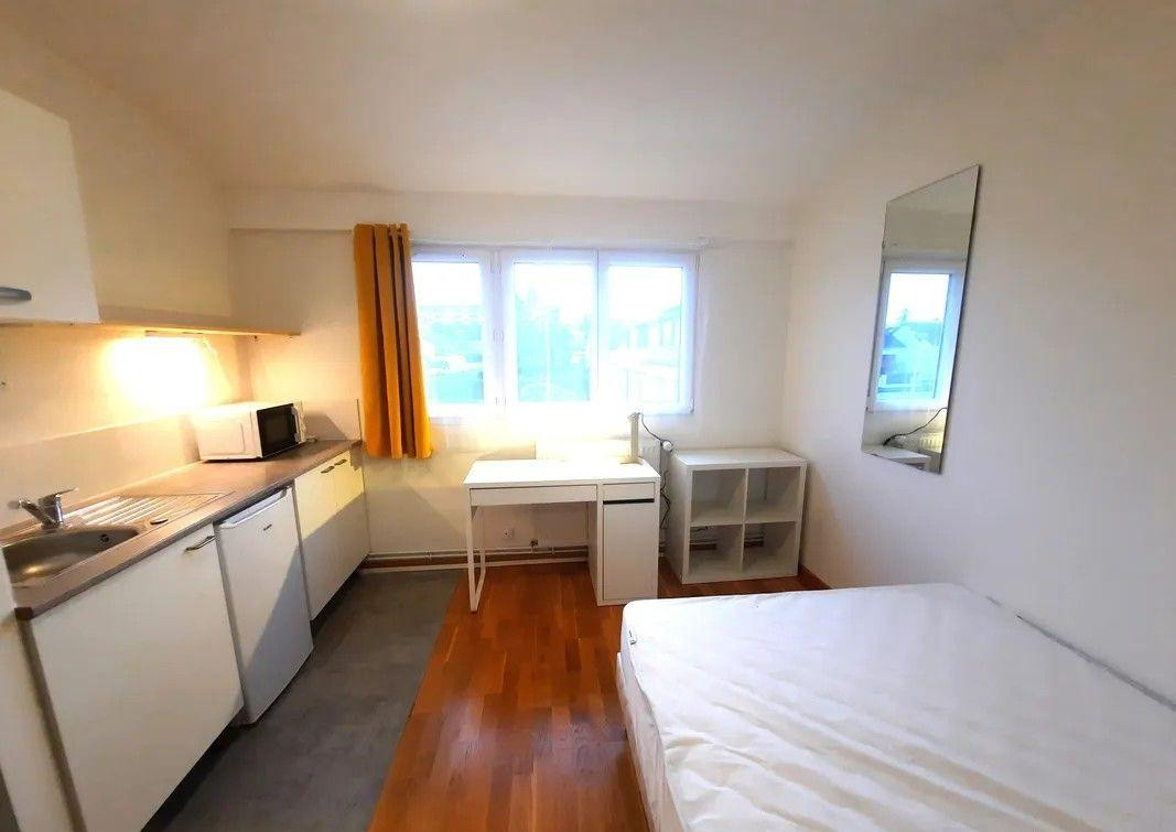 
                                                Colocation
                                                 Chambre lumineuse dans belle maison en coloc