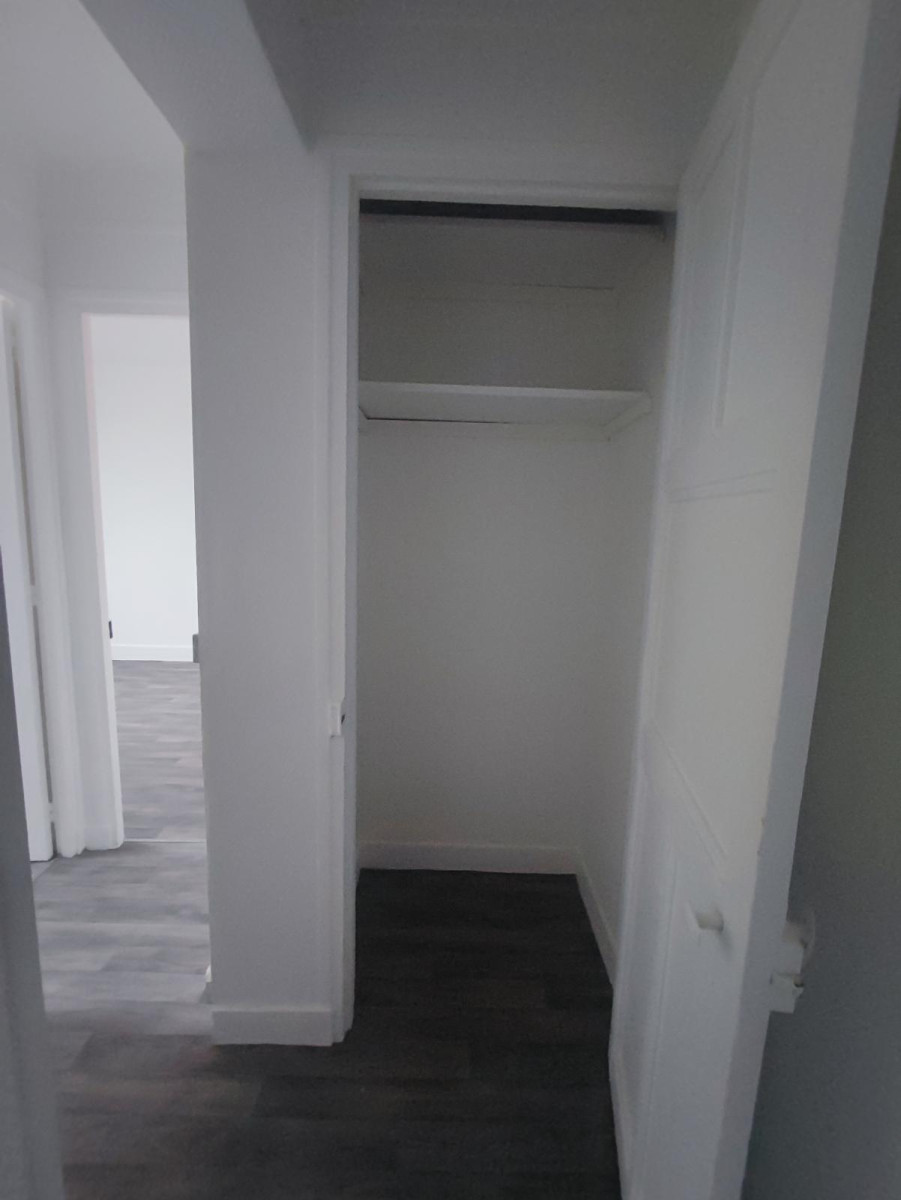 
                                                Colocation
                                                 Chambre lumineuse de 15m²