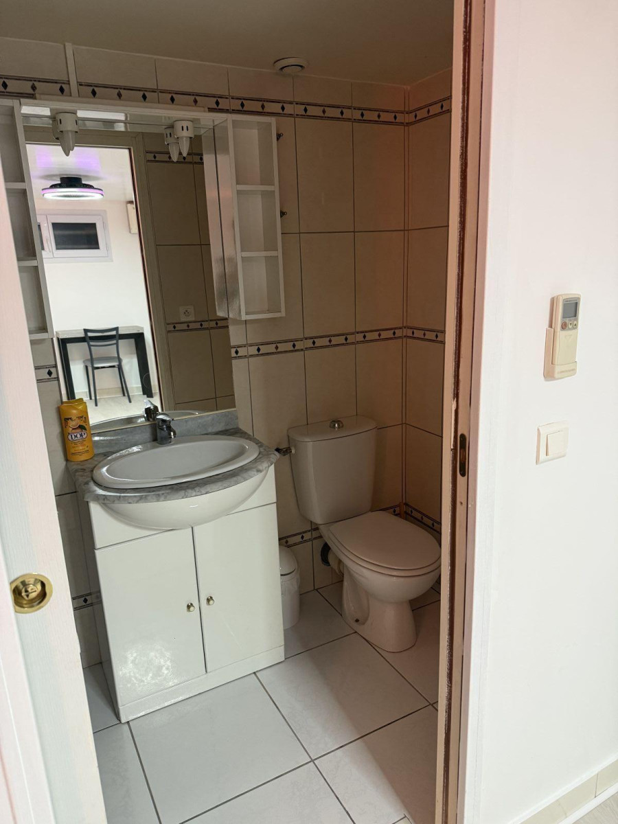 
                                                Colocation
                                                 Chambre meublé SDB cuisine équipée,à 1km de Cergy