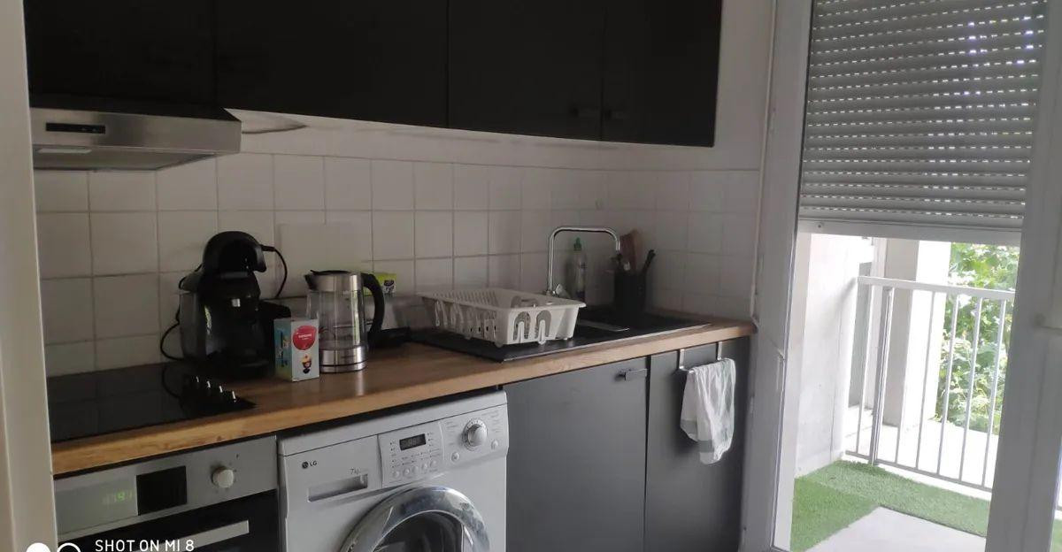 
                                                Colocation
                                                 Chambre meublée 11m² dans colocation à Bordeaux