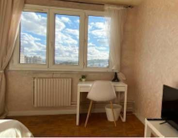 
                                                Colocation
                                                 Chambre meublée 12m² en colocation pour filles