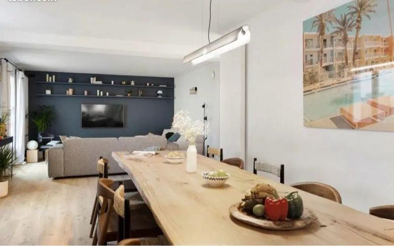
                                                Colocation
                                                 Chambre meublée 15m² dans résidence tout inclus