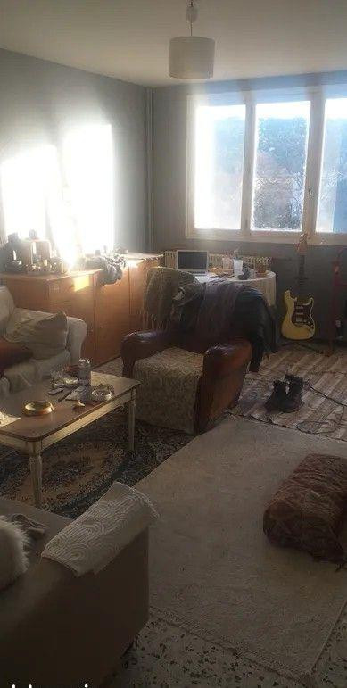 
                                                Colocation
                                                 CHAMBRE MEUBLEE 16m² très calme