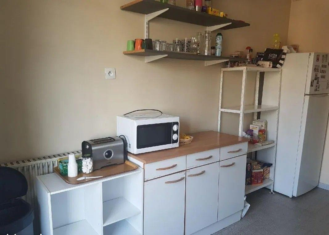 
                                                Colocation
                                                 CHAMBRE MEUBLEE 16m² très calme