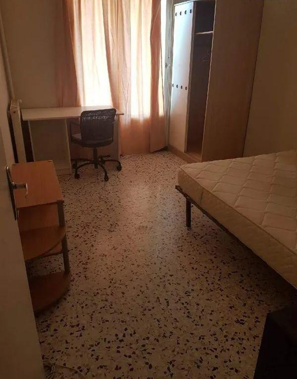 
                                                Colocation
                                                 CHAMBRE MEUBLEE 16m² très calme