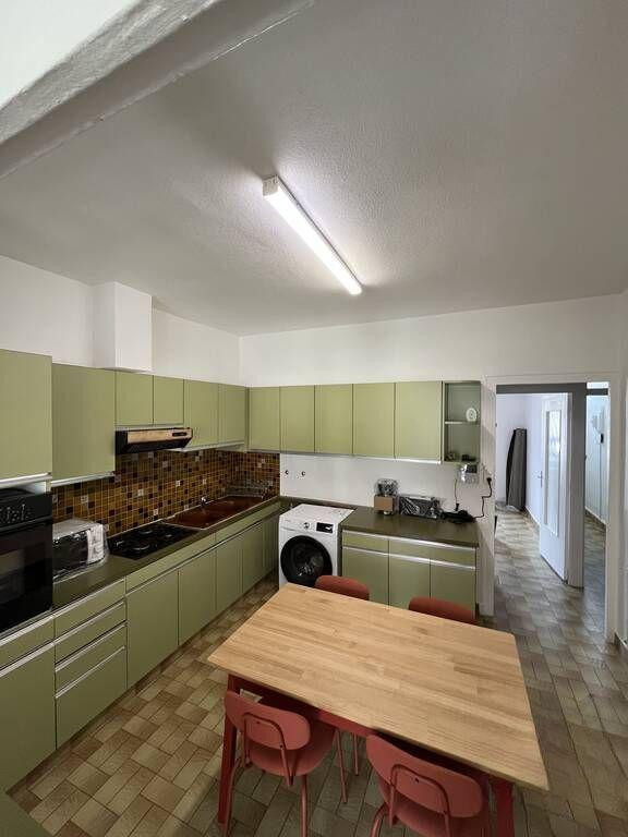 
                                                Colocation
                                                 Chambre meublée  18m² dans colocation 85m²