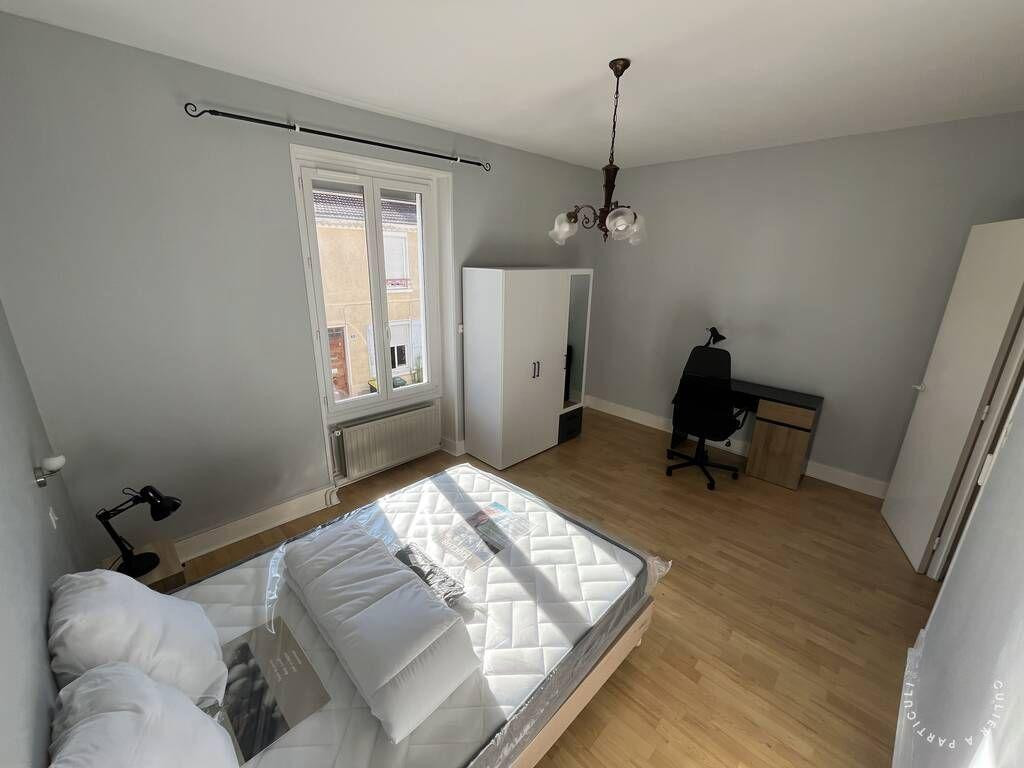 
                                                Colocation
                                                 Chambre meublée  18m² dans colocation 85m²