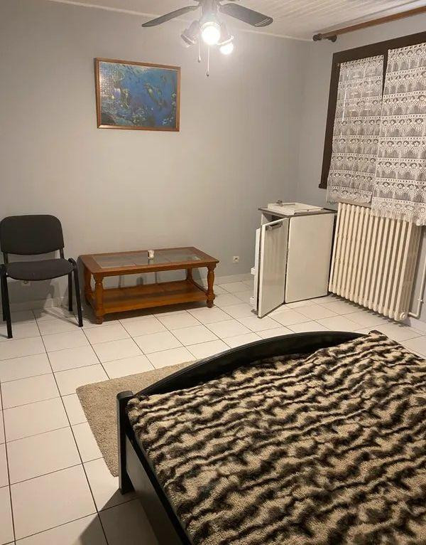 
                                                Colocation
                                                 Chambre meublée 20m² étudiant/jeune travailleur