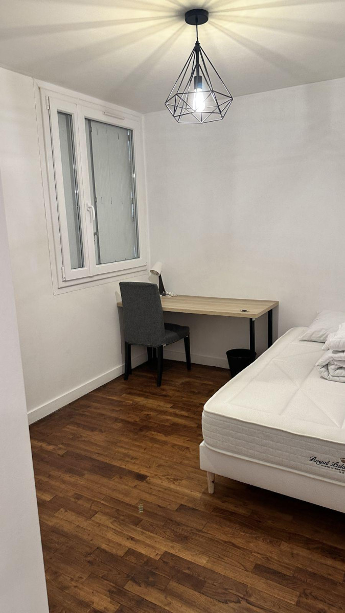 
                                                Colocation
                                                 Chambre meublée