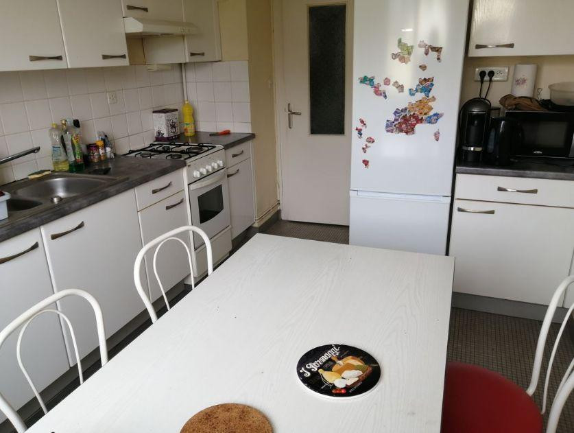 
                                                Colocation
                                                 Chambre meublée