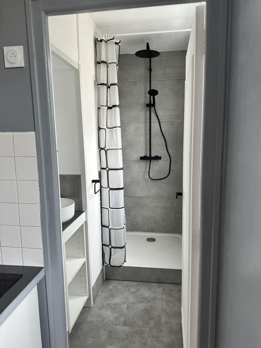 
                                                Colocation
                                                 Chambre meublée