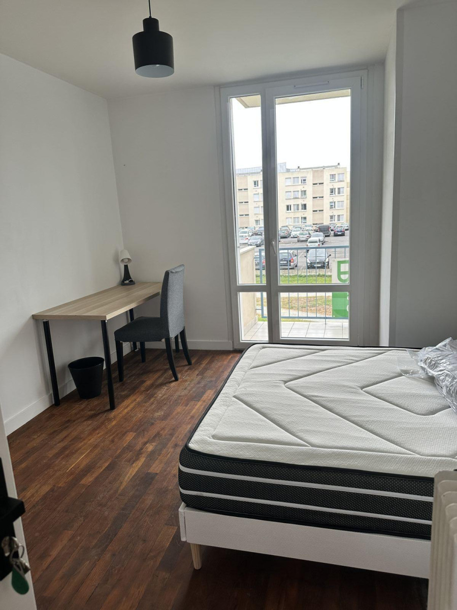 
                                                Colocation
                                                 Chambre meublée
