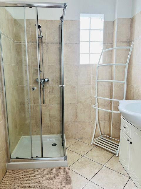 
                                                Colocation
                                                 Chambre meublée à 2 pas de la plage