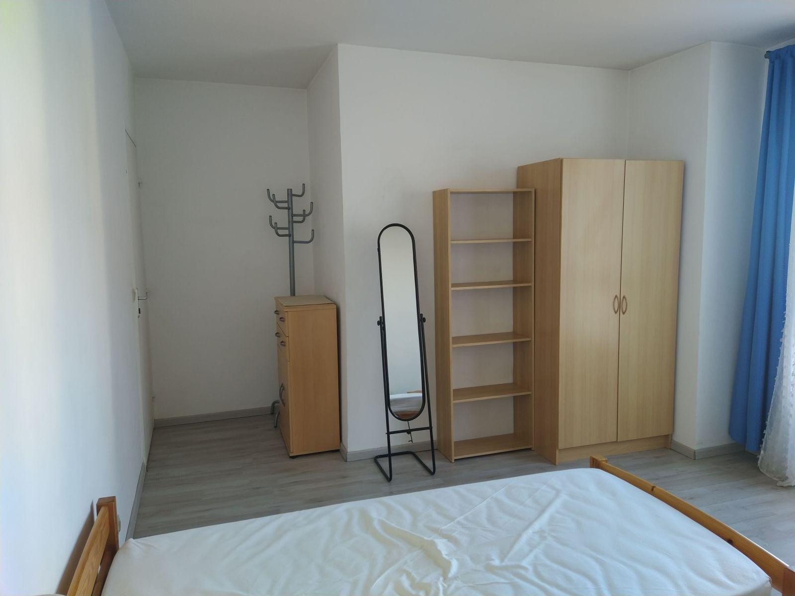 
                                                Colocation
                                                 Chambre meublée appart Chemin Dupuis Cergy Préf