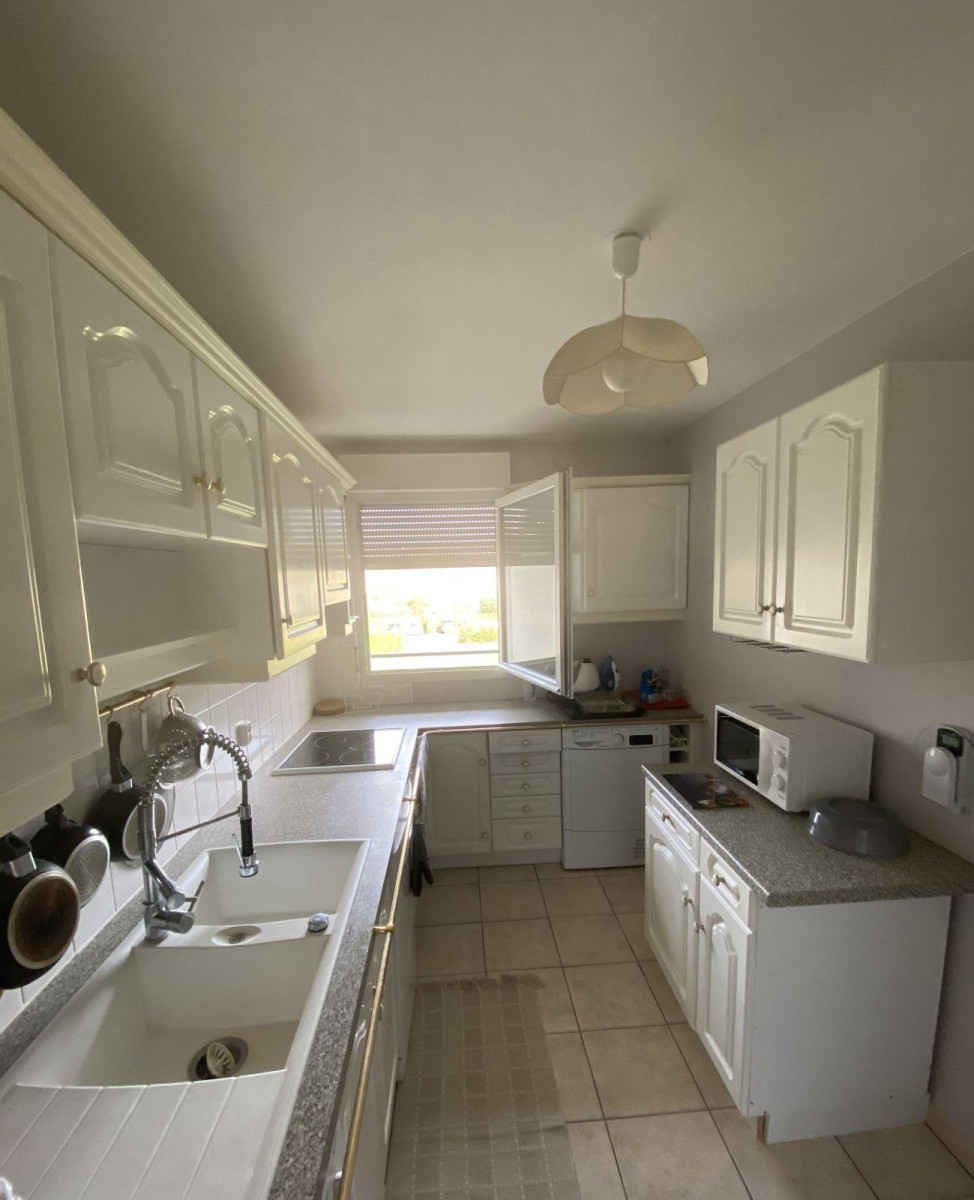 
                                                Colocation
                                                 Chambre meublée avec balcon Cergy le Haut