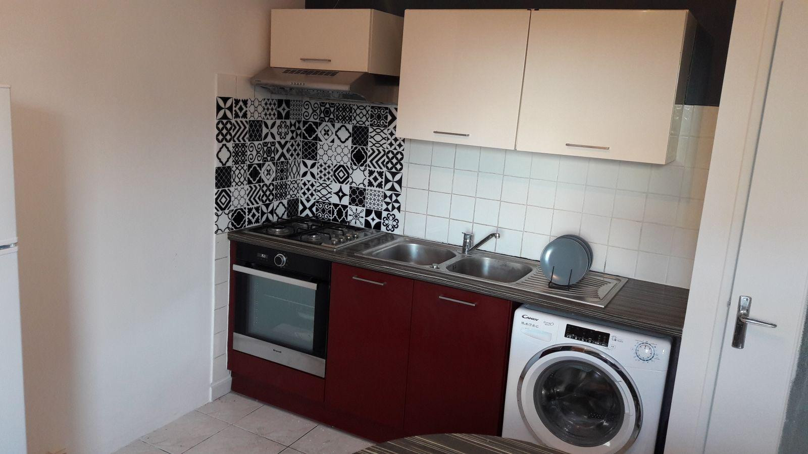 
                                                Colocation
                                                 Chambre meublée avec balcon dans colocation 64m²