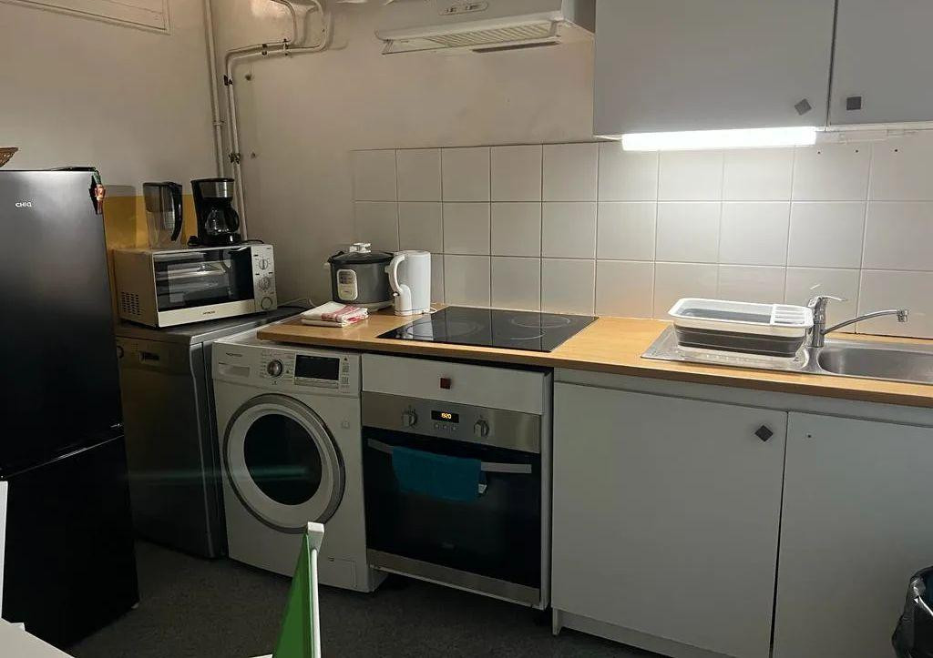 
                                                Location
                                                 Chambre meublée avec jardin 15m2 à Puteaux