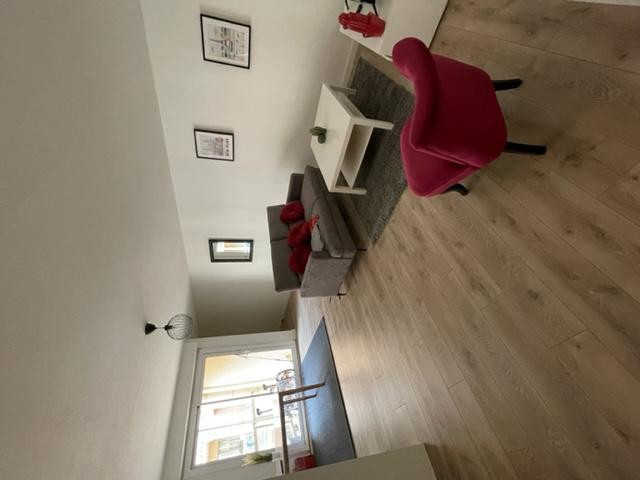 
                                                Colocation
                                                 Chambre meublée centre ville, appartement 93 m2