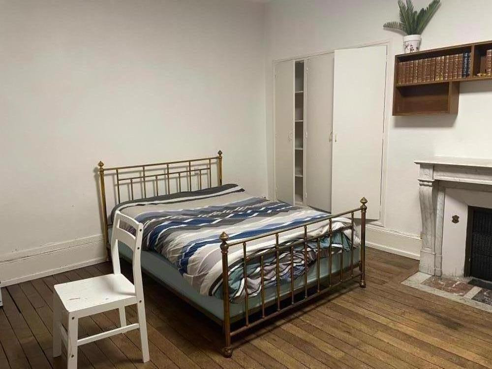 
                                                Colocation
                                                 CHAMBRE MEUBLEE CENTRE VILLE ORLEANS