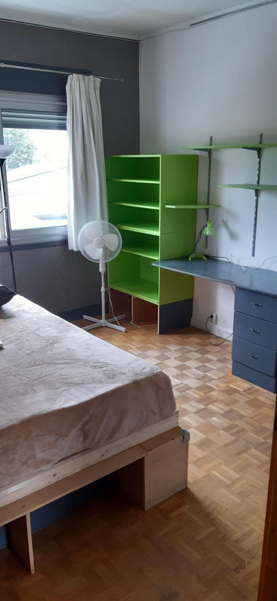 
                                                Colocation
                                                 Chambre meublée chez Franck