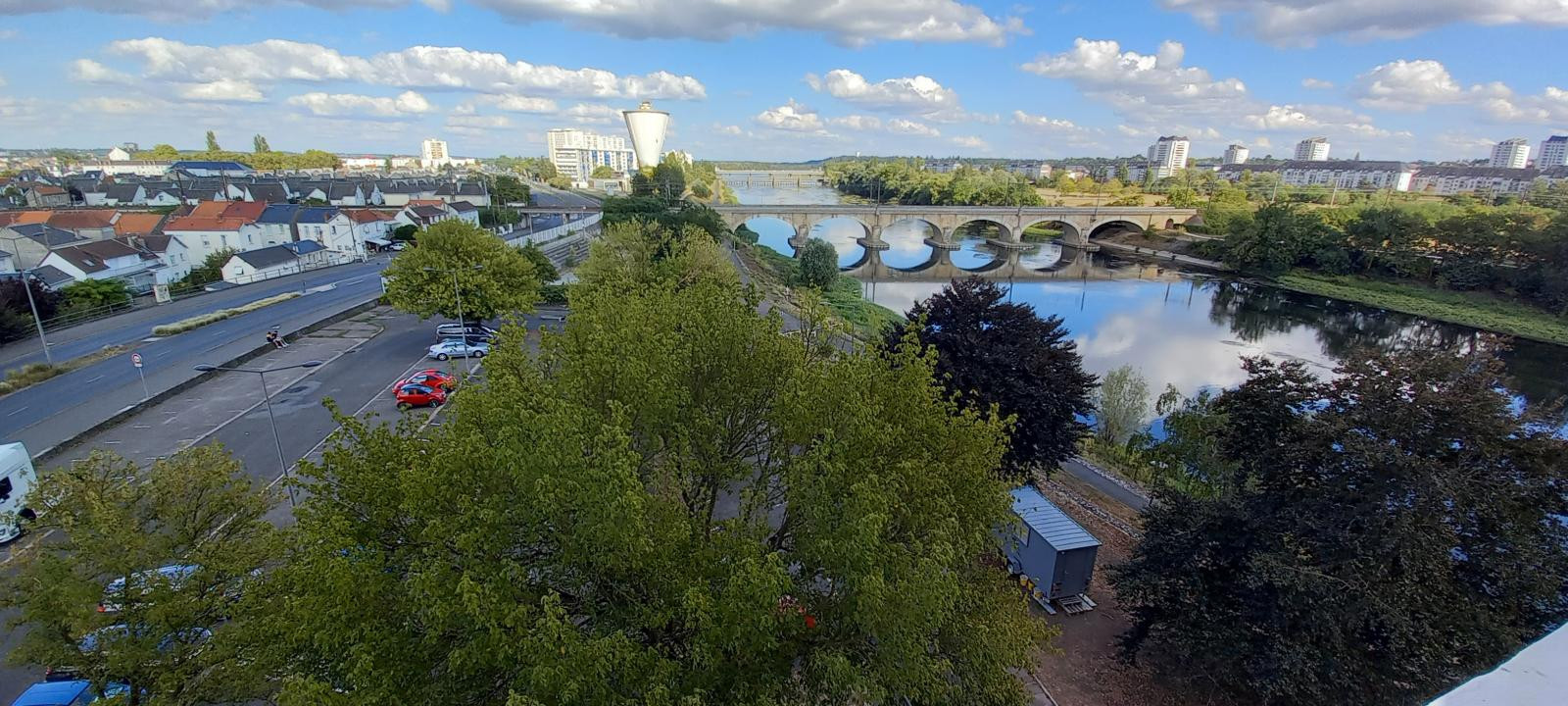 
                                                Colocation
                                                 CHAMBRE MEUBLEE COLOCATION rives du cher